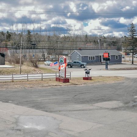Briarwood Motor Inn Lincoln Bagian luar foto