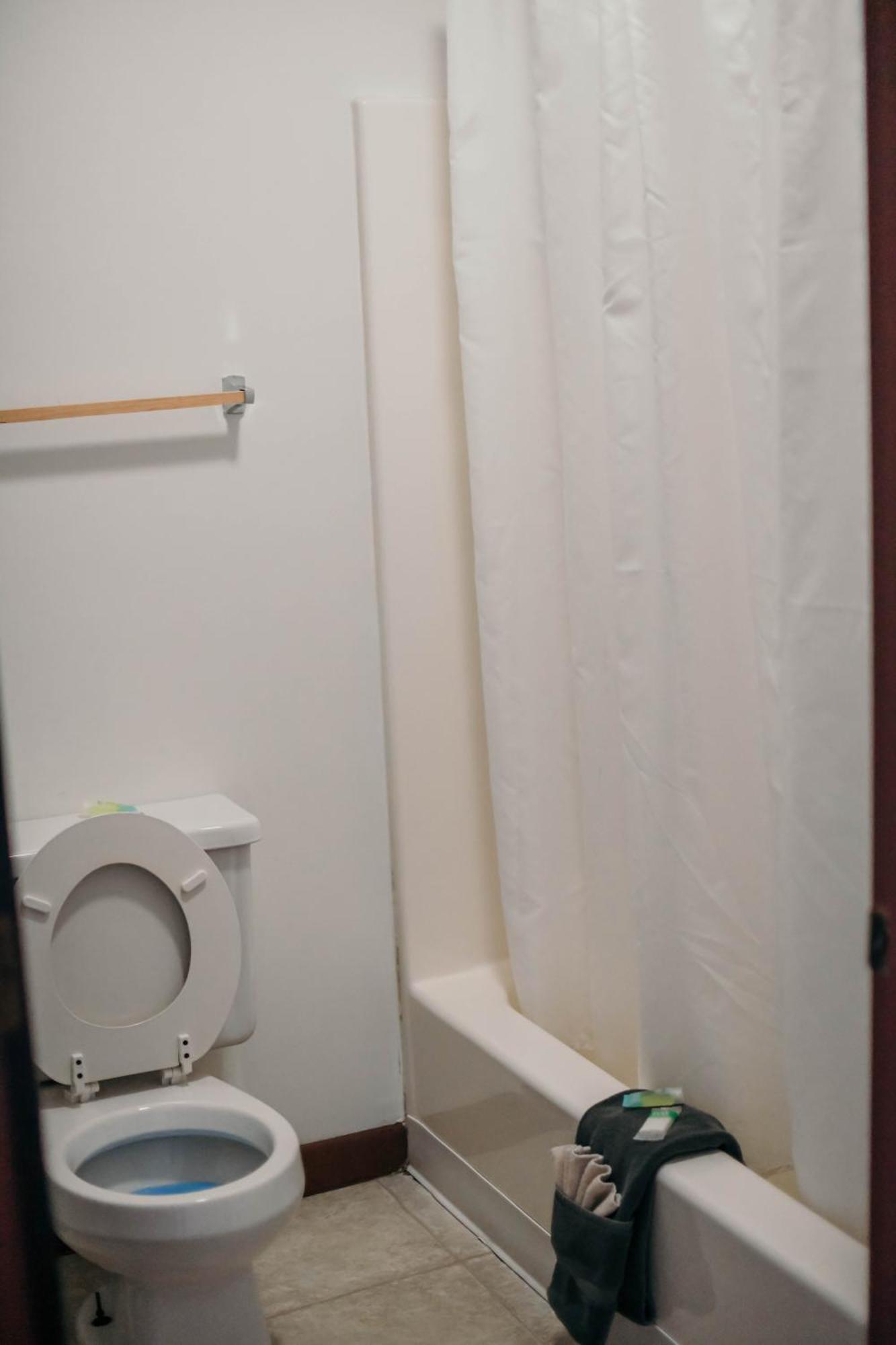 Briarwood Motor Inn Lincoln Bagian luar foto