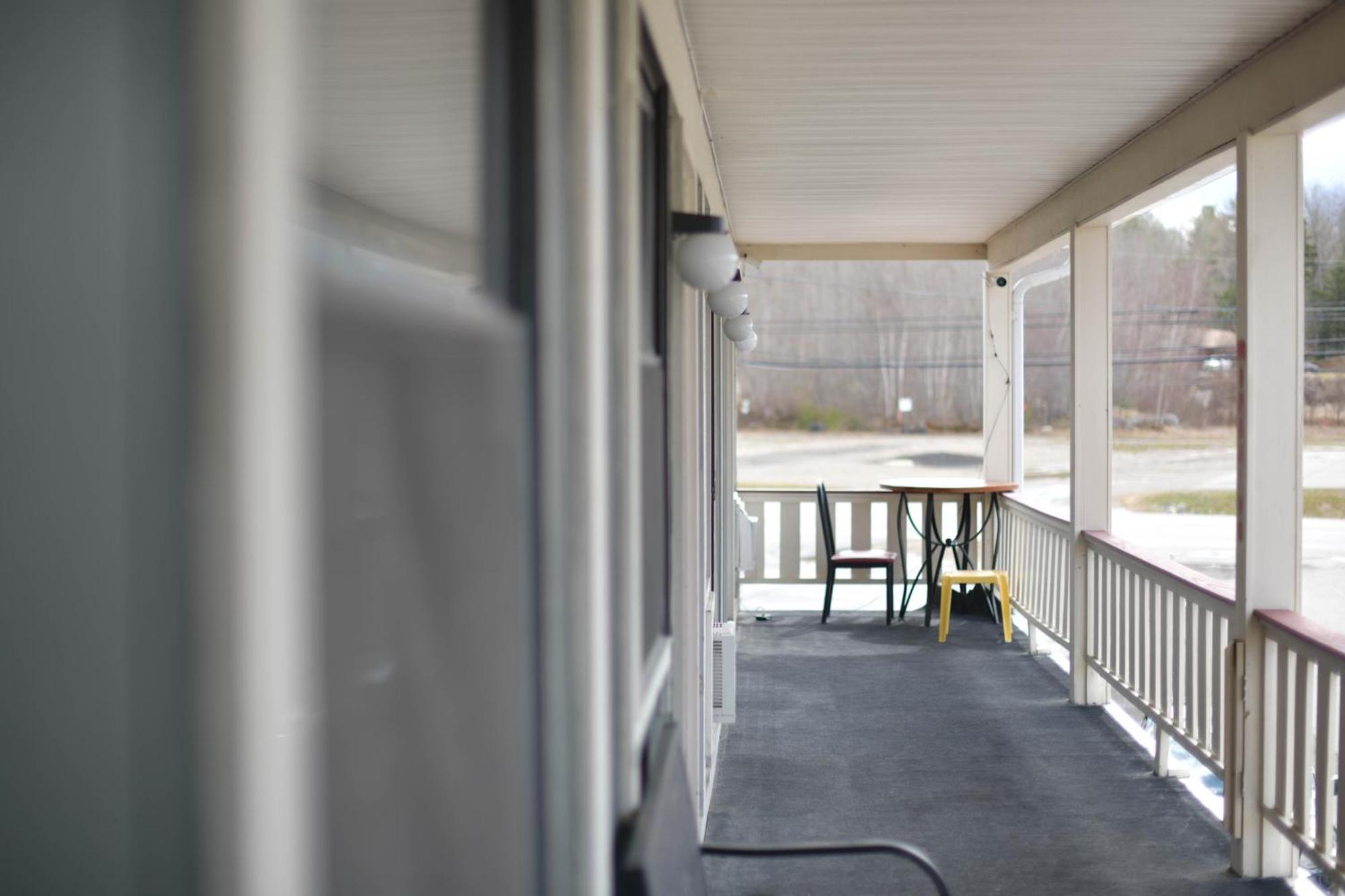 Briarwood Motor Inn Lincoln Bagian luar foto