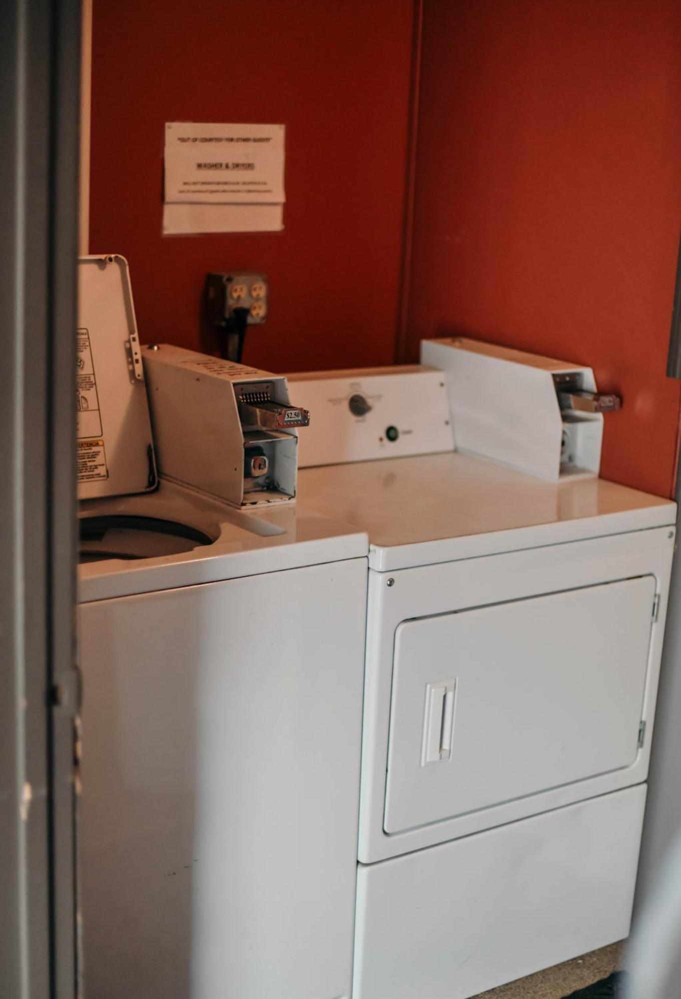 Briarwood Motor Inn Lincoln Bagian luar foto