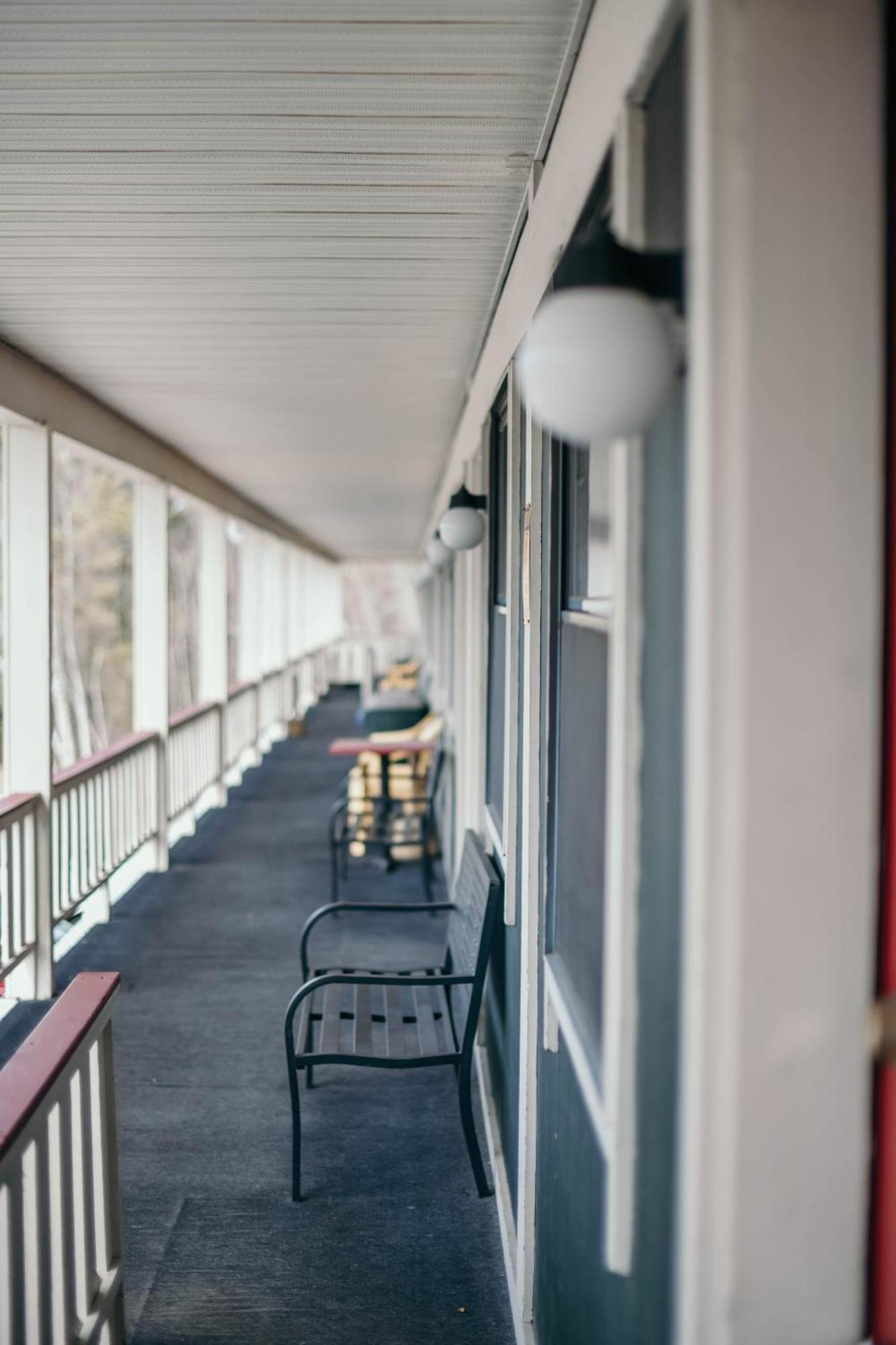 Briarwood Motor Inn Lincoln Bagian luar foto
