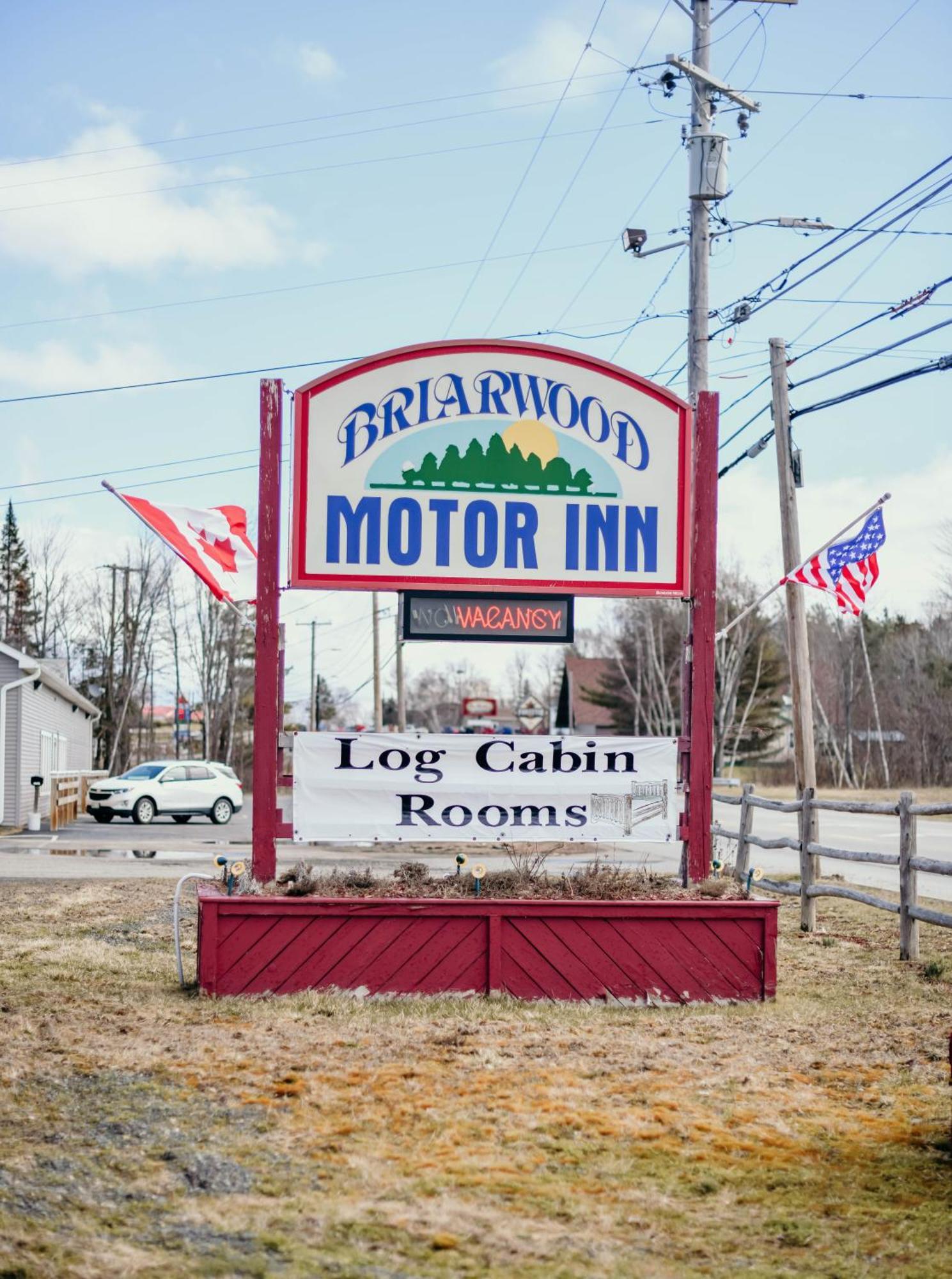 Briarwood Motor Inn Lincoln Bagian luar foto